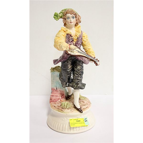 CAPO DI MONTE ITALIAN CERAMIC FIGURINE