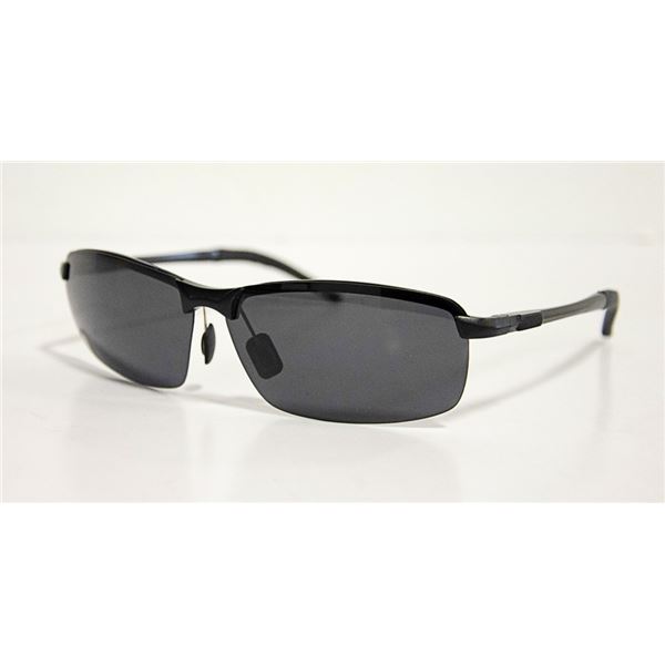 AUTHENTIC MYIAUR SUNGLASSES SMOKE BLACK