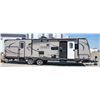 Image 4 : **UNRESERVED**2014 LACROSSE TRAVEL TRAILER