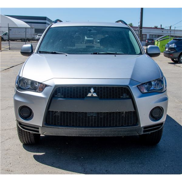 2010 MITSUBISHI OUTLANDER ES SUV