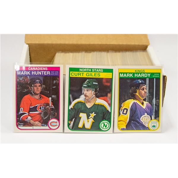 250 X HOCKEY CARDS 1982-83 ESTATE