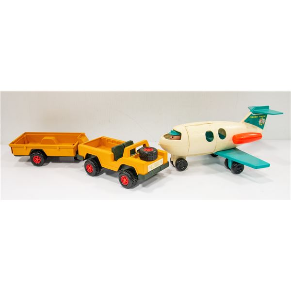 FISCHER-PRICE AIRPLANE AND JEEP WITH TRAILER TOYS