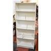 Image 1 : WHITE BOOK SHELF