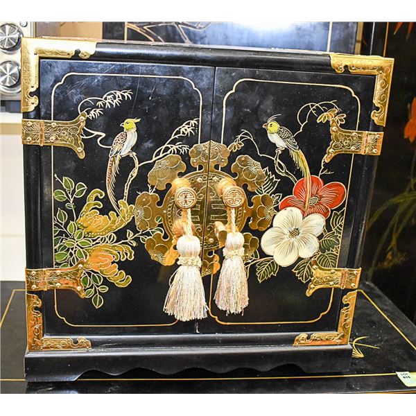 ASIAN DECORATIVE JEWLERY BOX