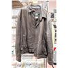 Image 1 : ROOTS SIZE LARGE LEATHER JACKET