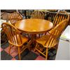Image 1 : ROUND OAK KITCHEN TABLE WITH 5 CHAIRS