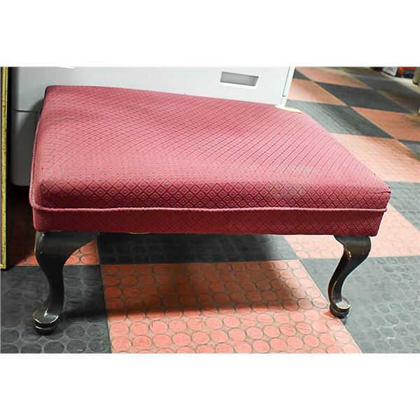 PLUM COLOR FOOTSTOOL W/ QUEEN ANNE STYLE LEGS