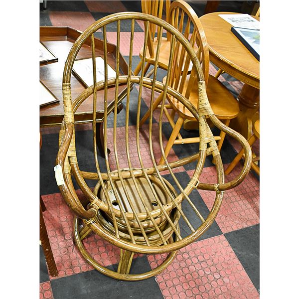 BROWN WICKER CHAIR W/O CUSHION