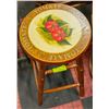 Image 1 : DECORATIVE KITCHEN STOOL
