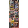 Image 1 : WIRE COMIC BOOK STAND WITH COMICS