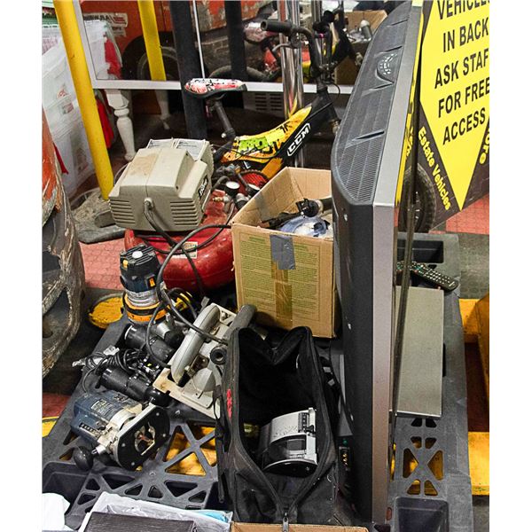 PALLET WITH T.V. & TOOLS AS IS SOME WORKS OTHER
