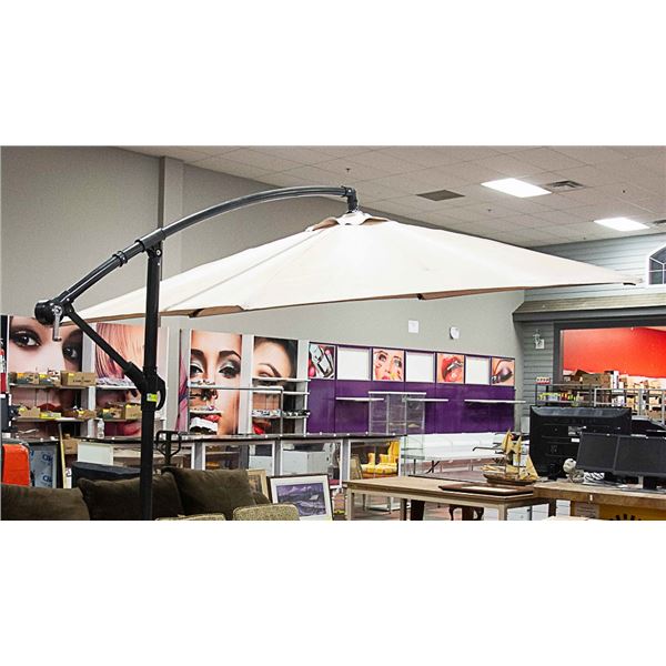 PATIO CANTILEVER UMBRELLA