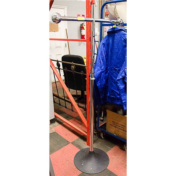 METAL CLOTHING RACK