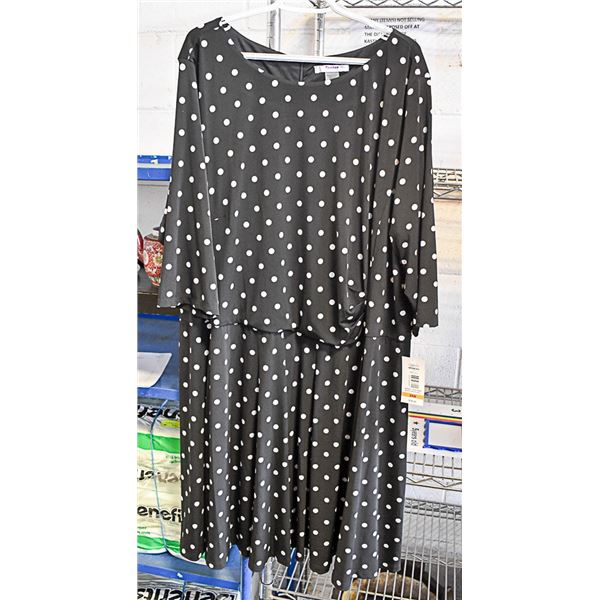TANJAY LADIES SMALLDOT DRESS SIZE 24W