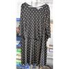 Image 1 : TANJAY LADIES SMALLDOT DRESS SIZE 24W