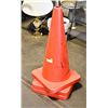Image 1 : 3 TRAFFIC CONES - 28" HIGH