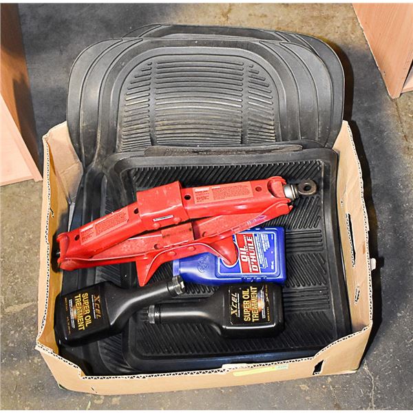 SET OF 4 RUBBER FLOOR MATS, 1.5 TON SCISSOR JACK