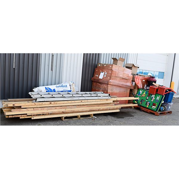 CONSTRUCTION LOT - INCLUDES ALUMMINUM LADDER,