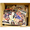 Image 1 : BOX OF HOCKEY CARDS