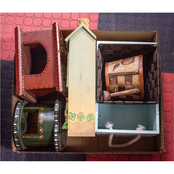 2 FLATS OF TEAK BOXES, WINE BOXES, BIRD