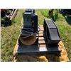 Image 1 : Pallet - Gas air compressor (not running)