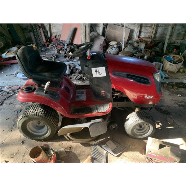 Craftsman Riding lawnmower, 42 in cut