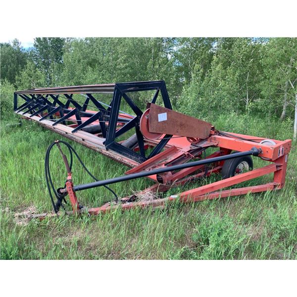 IHC 24 ft PT swather