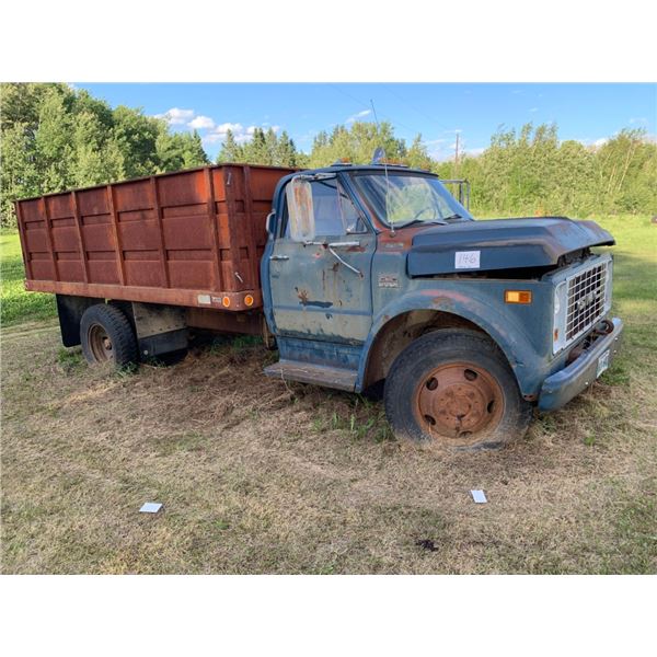GMC 950 Grain truck