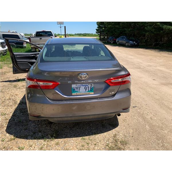 2018  Toyota Camry LE