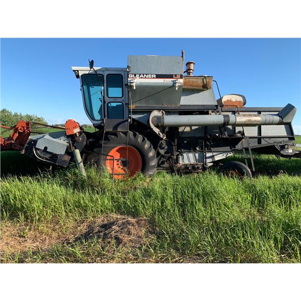 L2 Gleaner SP Combine for parts