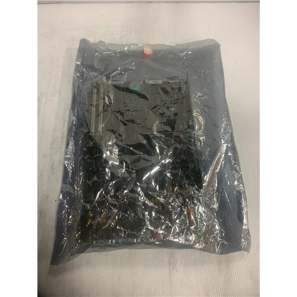 NEW - Allen-Bradley 8520-HR-A1-A3-2Q-4Q Circuit Board