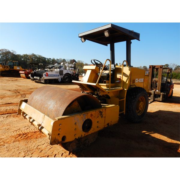 1997 CAT CS-433C Roller