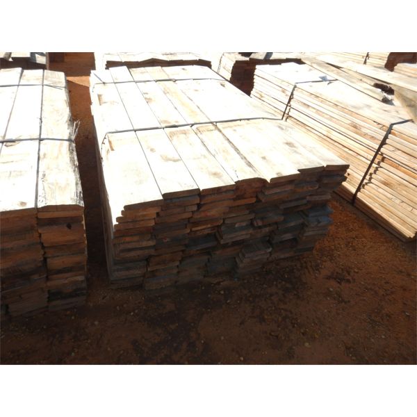 (1) BUNDLE 1" X 6" X 6' LUMBER (C4)