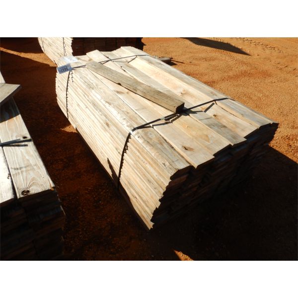 (1) BUNDLE 1" X 6" X 6' LUMBER (C4)