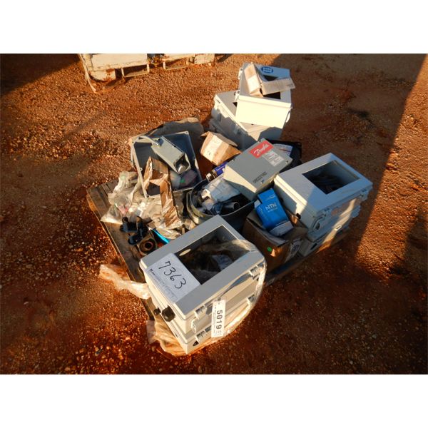 (1) PALLET MISC ELECTRICAL HARDWARE (B9)