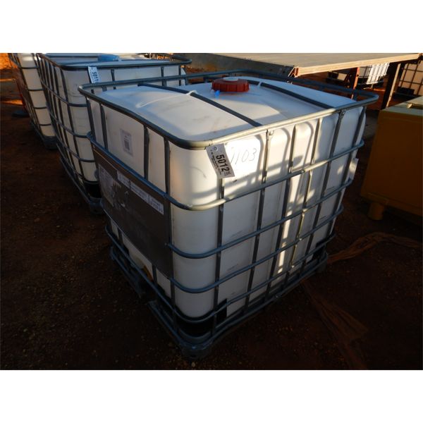 250 GAL PLASTIC CONTAINER W/METAL CAGE (B7)