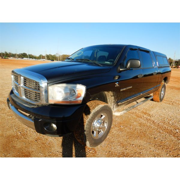 2006 DODGE RAM 2500 HEAVY DUTY LARAMIE Pickup Truck