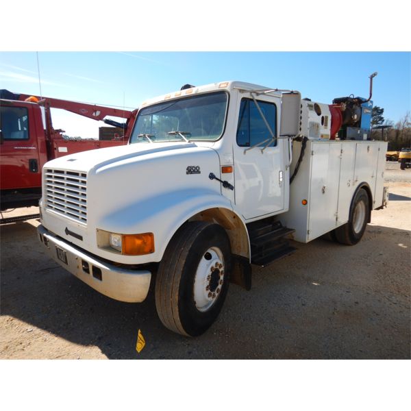 1994 INTERNATIONAL 4700 Service / Mechanic Truck