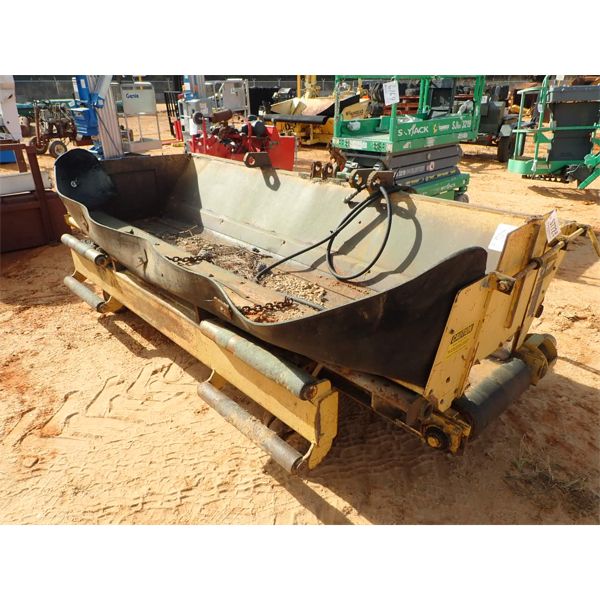 HTC SHOULDER GRAVEL SPREADER