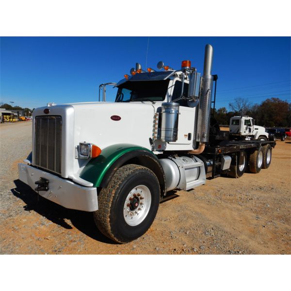 2012 PETERBILT 367 Winch Truck