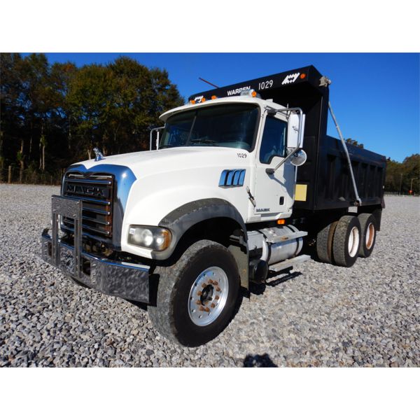 2010 MACK GU713 Dump Truck