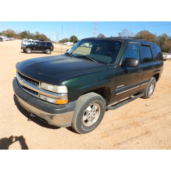 2001 CHEVROLET TAHOE LS SUV