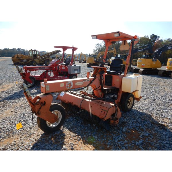 2005 LAY MOR 6HC Broom