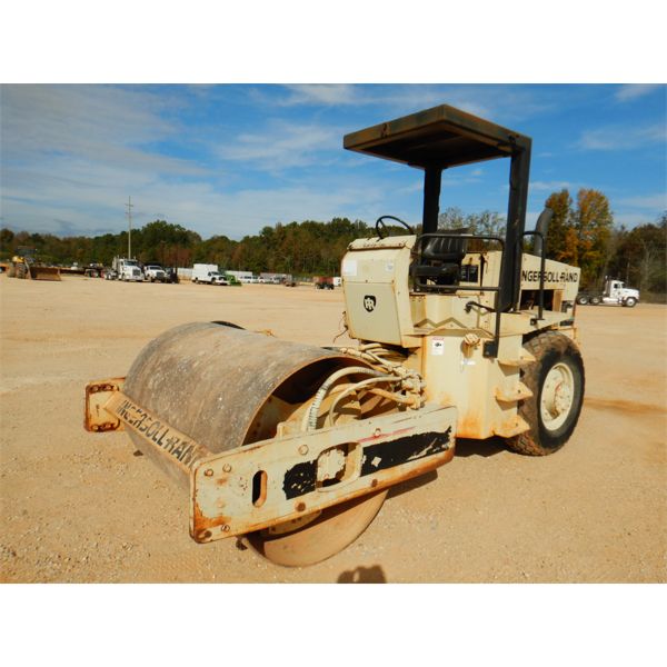 INGERSOLL RAND SD70D Roller