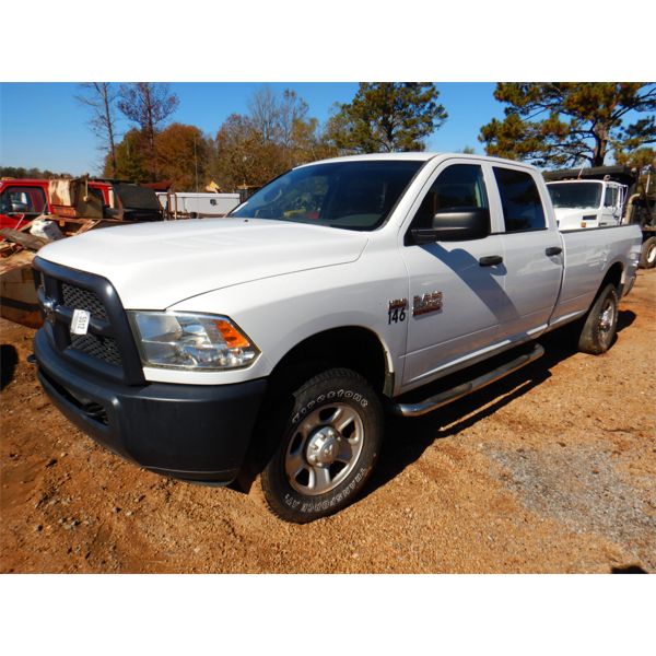 2014 RAM 2500 HEAVY DUTY Pickup Truck
