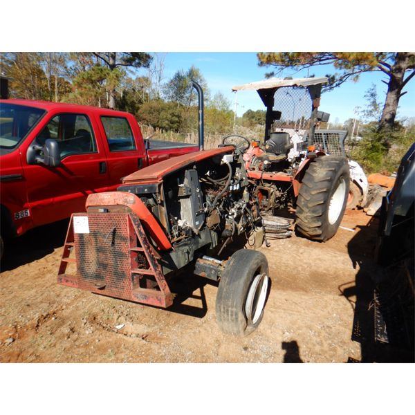 1998 MASSEY FERGUSON 4263 Farm Tractor