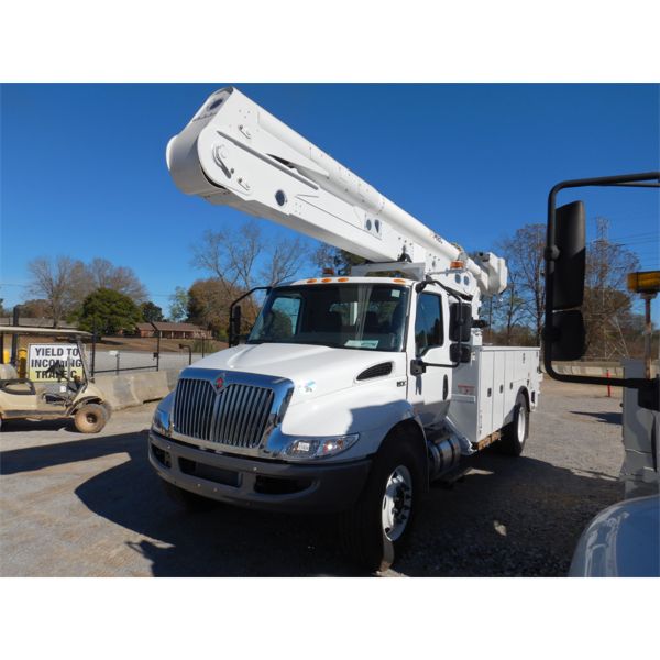 2022 INTERNATIONAL MV Bucket Truck