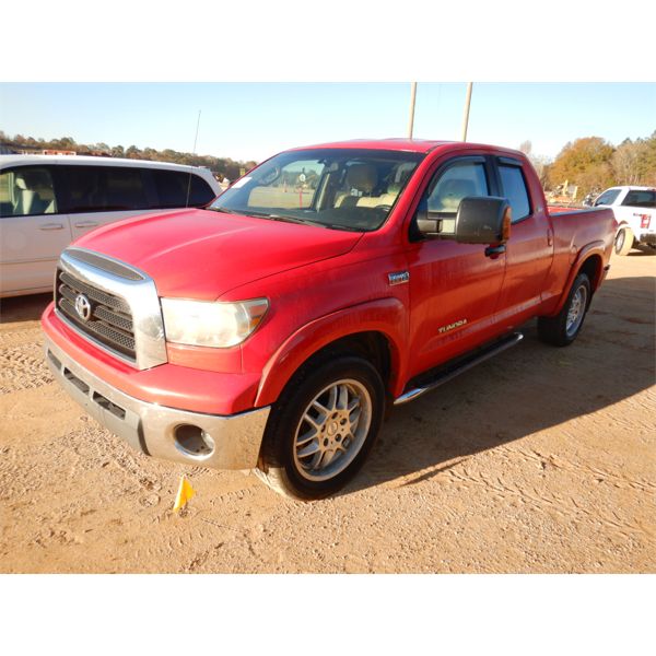 2007 TOYOTA TUNDRA SR5 Pickup Truck