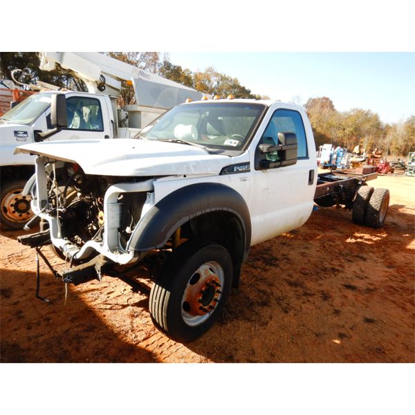 2015 FORD F450 XL SUPER DUTY Cab and Chassis Truck