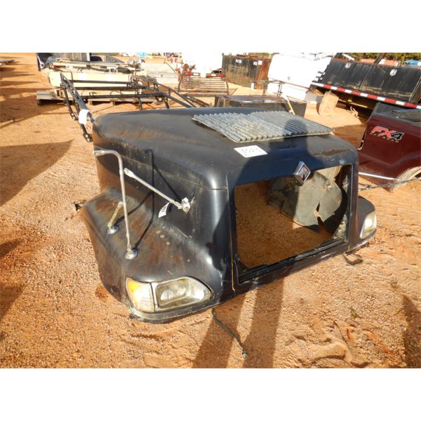 INTERNATIONAL TRUCK HOOD